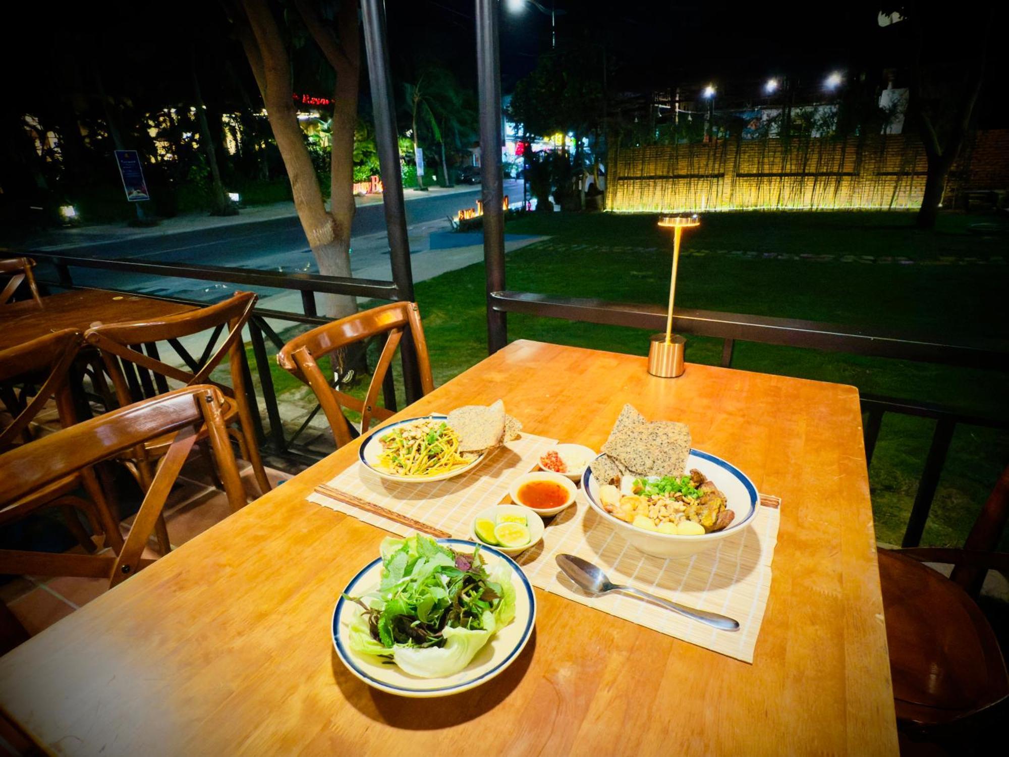 Delight Hotel Mui Ne Phan Thiet Bagian luar foto